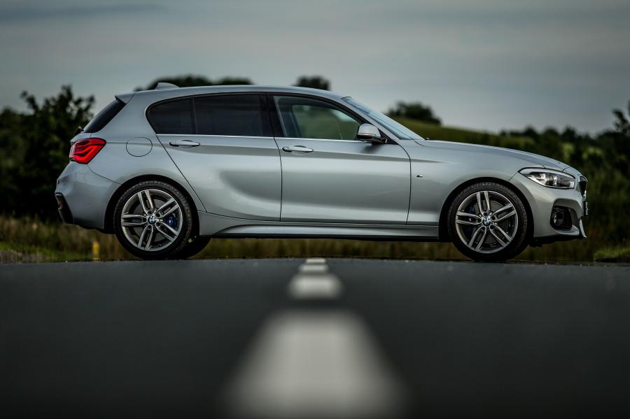  BMW 118d M Sport (F20) 2015 года  (UK) (фото 14 из 19)